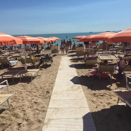 Apartmanhotel Il Girasole 1 4*