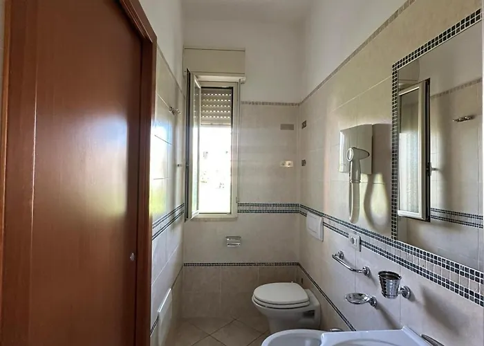 מלון דירות Il Girasole 1 4*