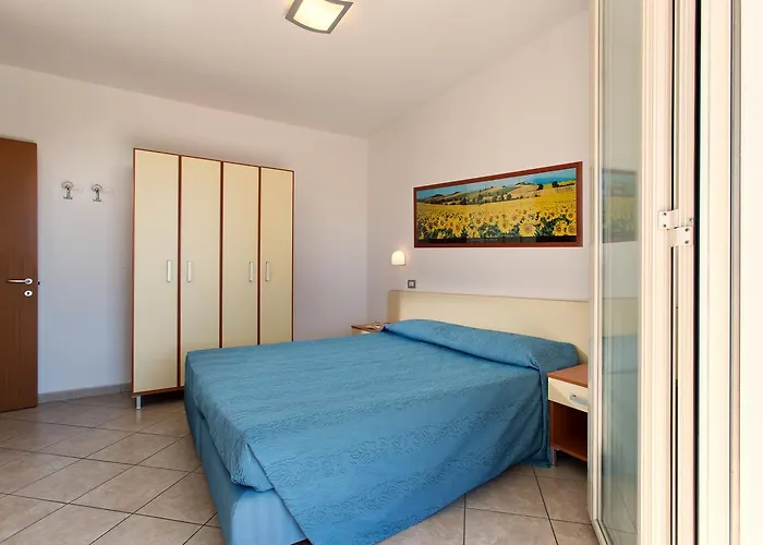 מלון דירות Il Girasole 1 אלבה אדריאטיקה