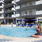 Aparthotel Il Girasole 1 Alba Adriatica