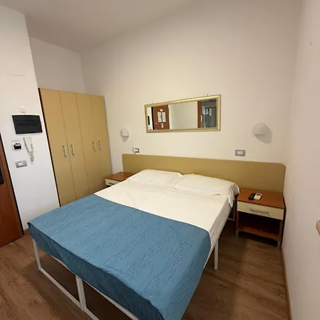 Il Girasole 1 Aparthotel 4*