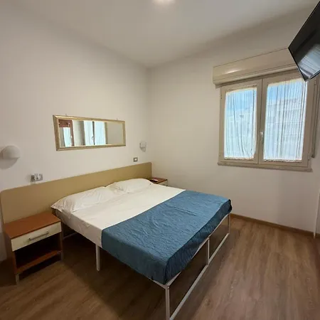 Aparthotel Il Girasole 1 Alba Adriatica