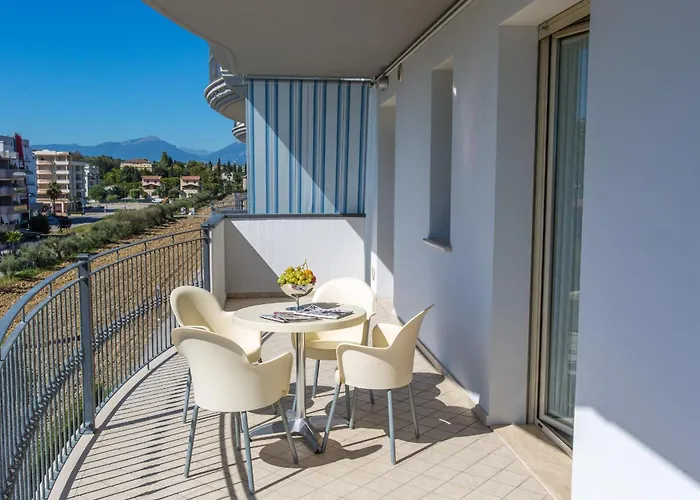 Il Girasole 1 Альба-Адриатика