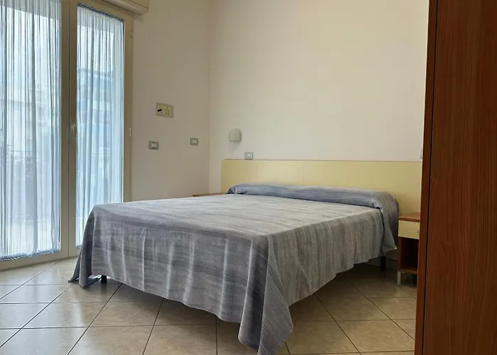 Il Girasole 1 Альба-Адриатика