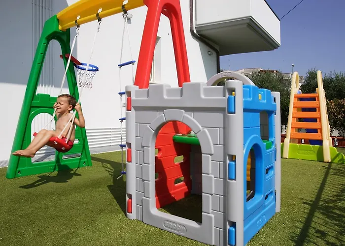 Il Girasole 1 Апарт-отель Альба-Адриатика